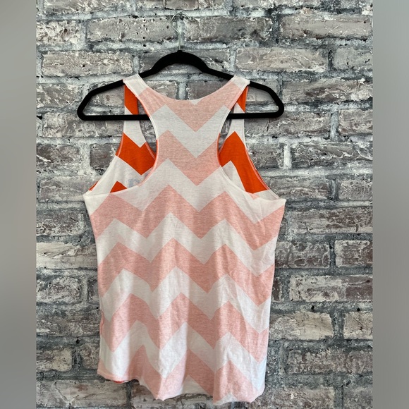 🌸5 for $20 🌸Florida Gators tank top in excellent condition smoke/pet free home. - Picture 6 of 7